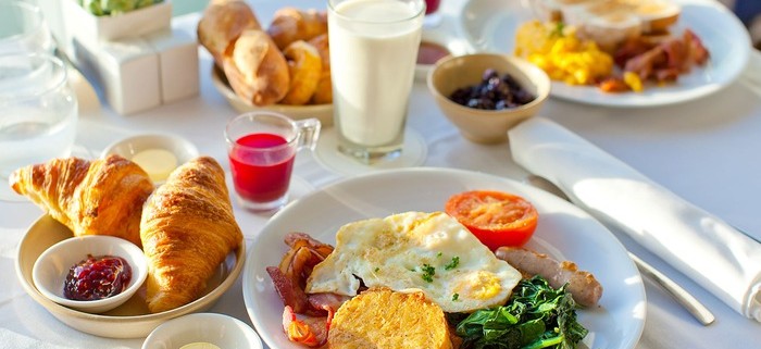 breakfast-1480919590943-crop-1480919608949